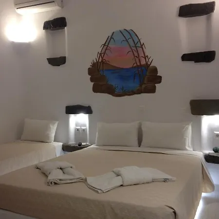 Stavroula *